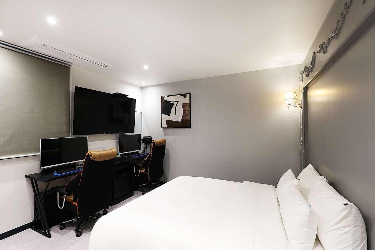 Mariposa Hotel Songtan Pyeongtaek Εξωτερικό φωτογραφία