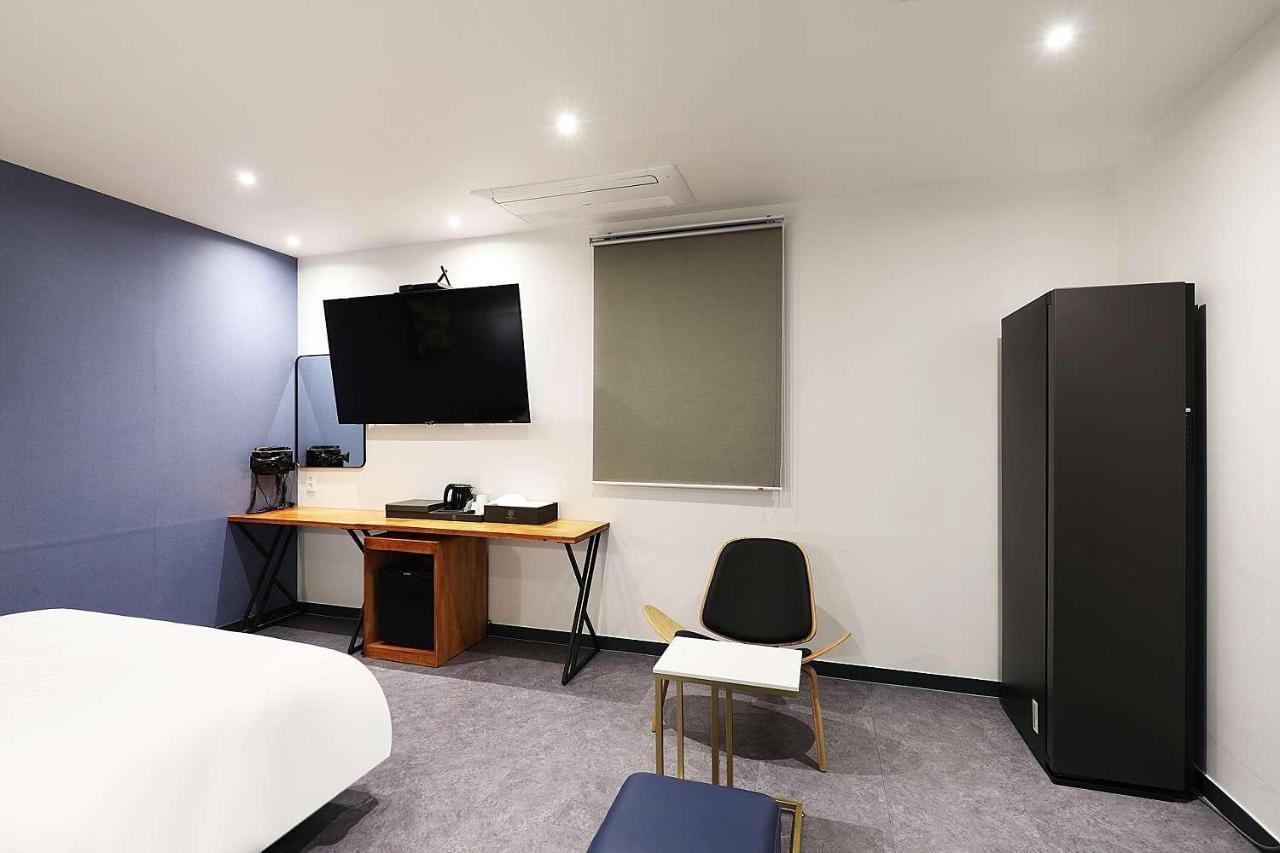 Mariposa Hotel Songtan Pyeongtaek Εξωτερικό φωτογραφία
