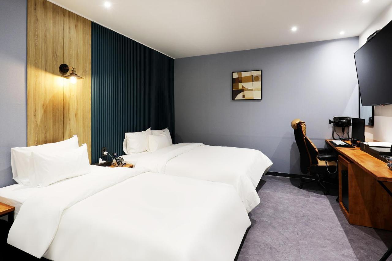 Mariposa Hotel Songtan Pyeongtaek Εξωτερικό φωτογραφία