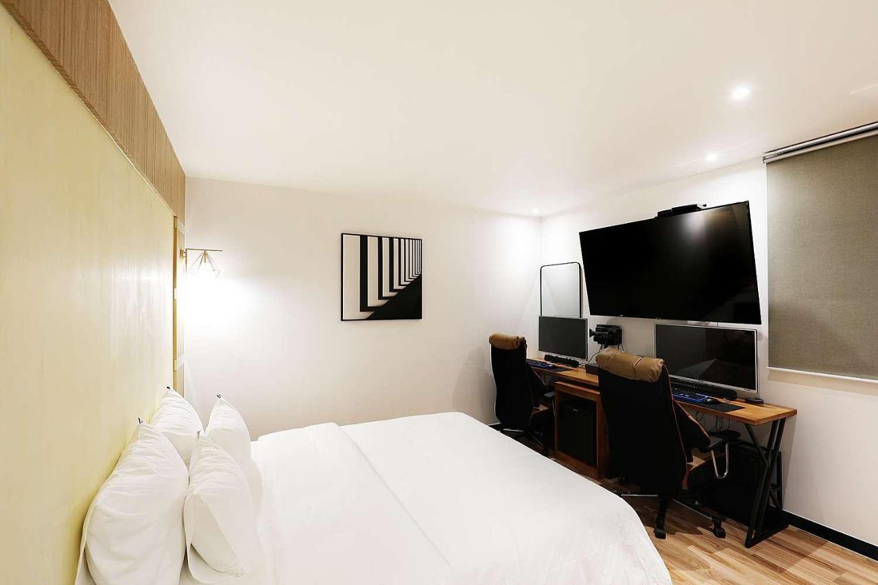 Mariposa Hotel Songtan Pyeongtaek Εξωτερικό φωτογραφία