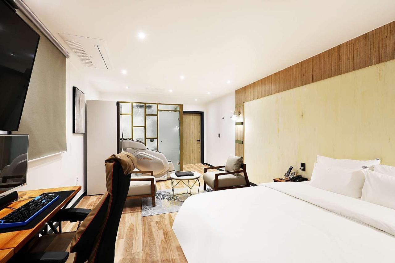 Mariposa Hotel Songtan Pyeongtaek Εξωτερικό φωτογραφία
